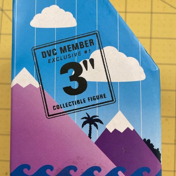 Disney Vinylmation DISNEY VACATION CLUB member EXCLUSIVE 3 inch Home Sweet Home - Picture 9 of 14